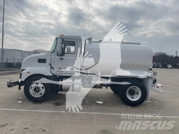 Mack MD7 Tankwagen