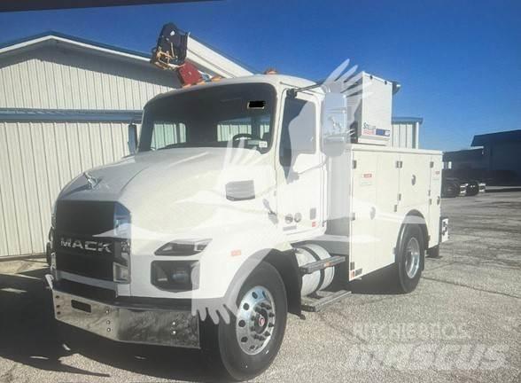 Mack MD7 Sonstige Baumaschinen