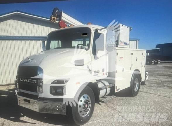 Mack MD7 Sonstige Baumaschinen