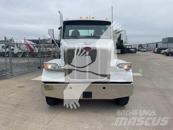 Peterbilt 567 Sattelzugmaschinen