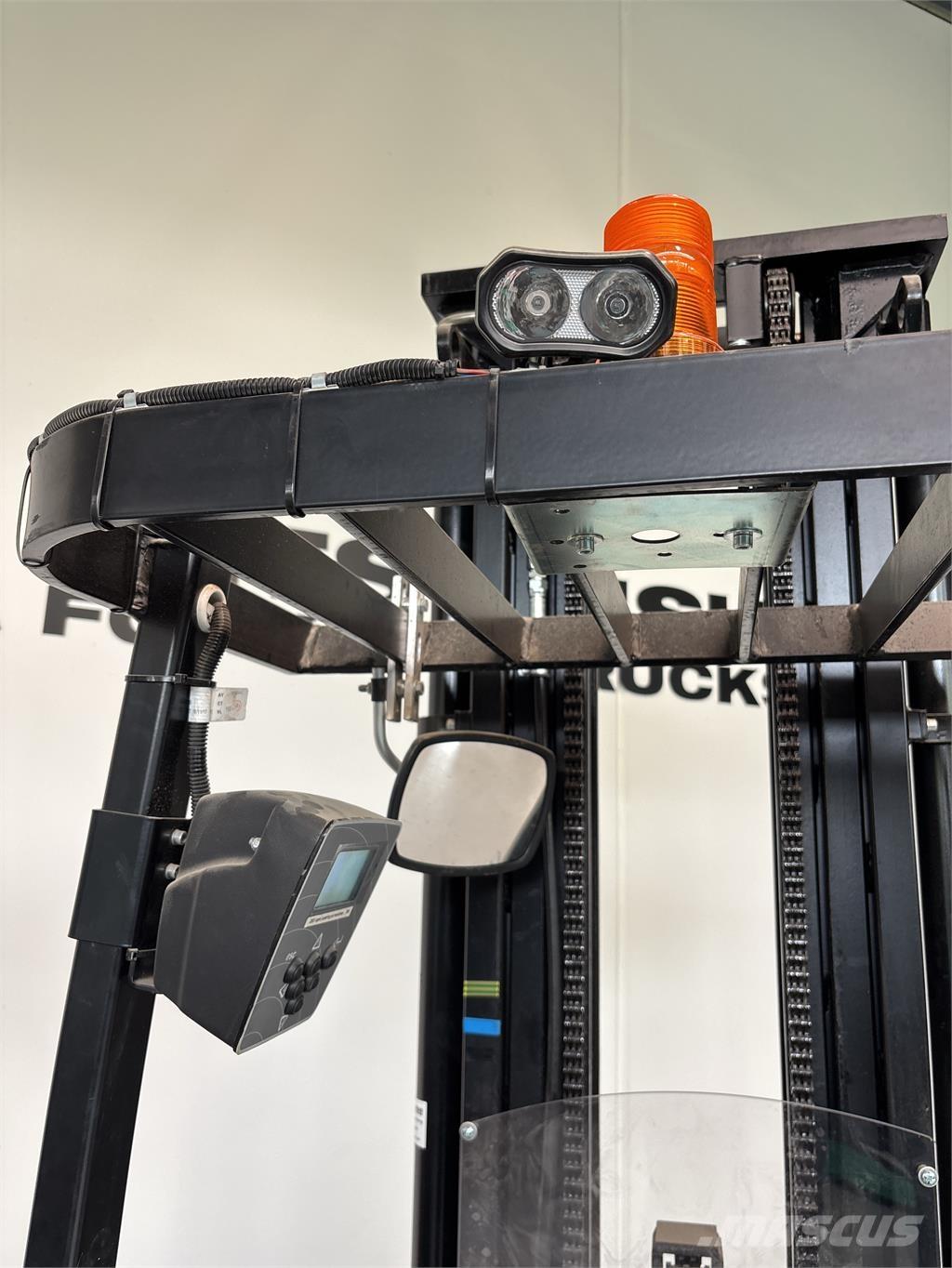 Mitsubishi SBR16N Zelfrijdende stapelaars