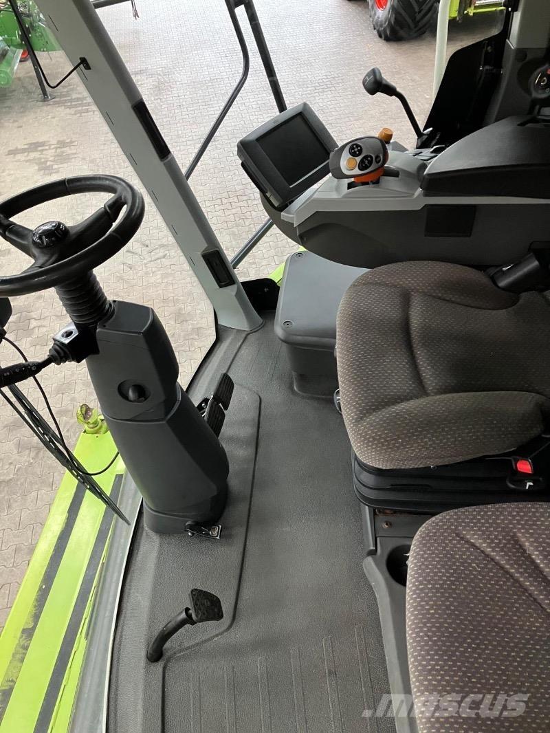 CLAAS Tucano 430 Mähdrescher