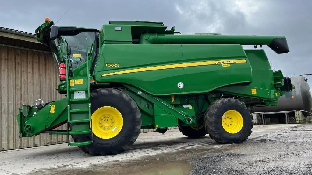John Deere T 560 Mähdrescher