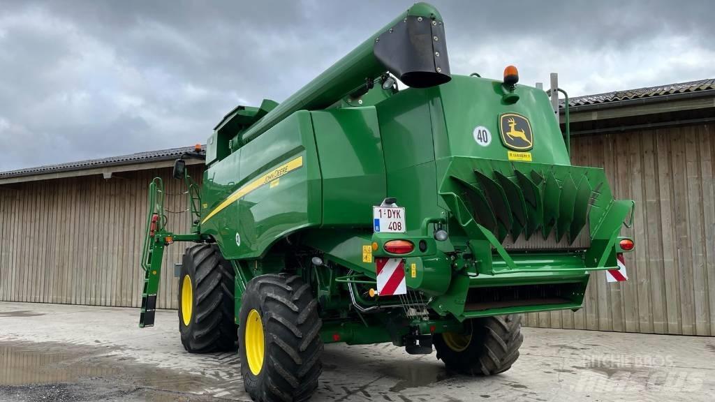 John Deere T 560 Mähdrescher