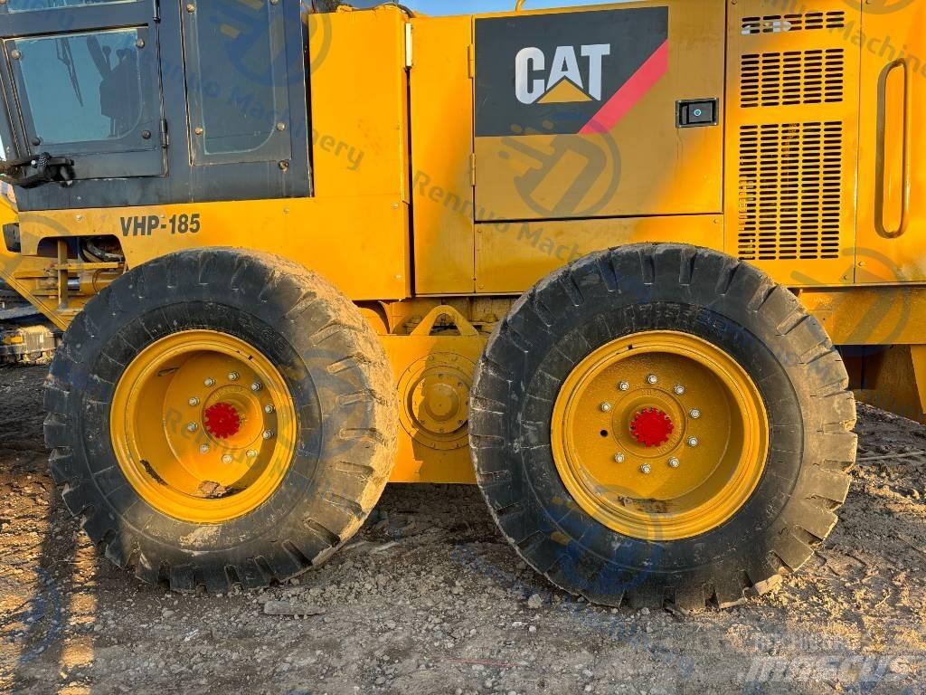 CAT 140H Grader