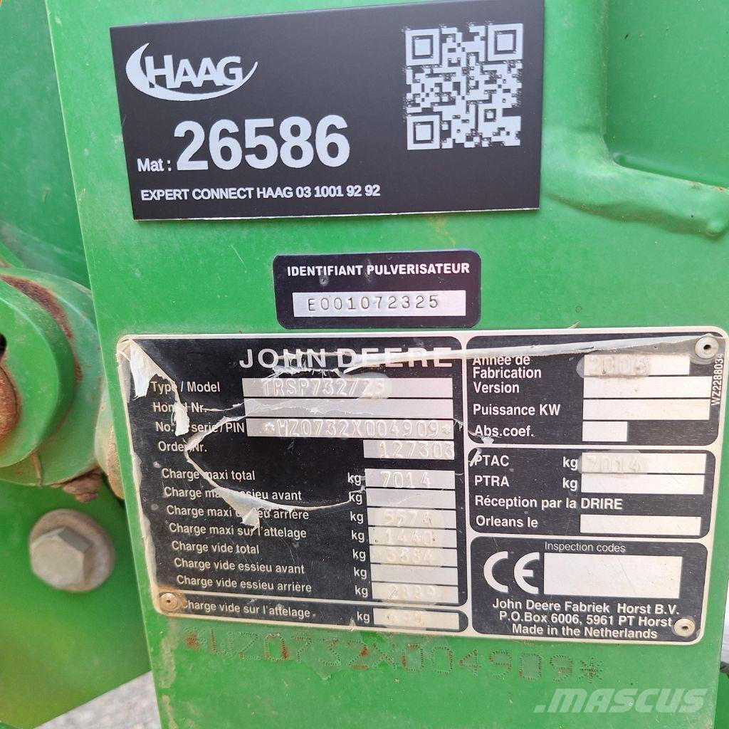 John Deere 732 Anhängespritzen