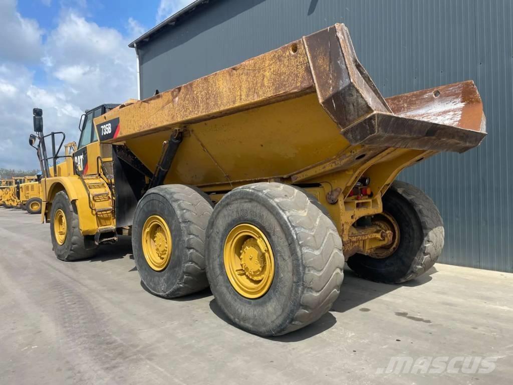 CAT 735B Dumper - Knickgelenk