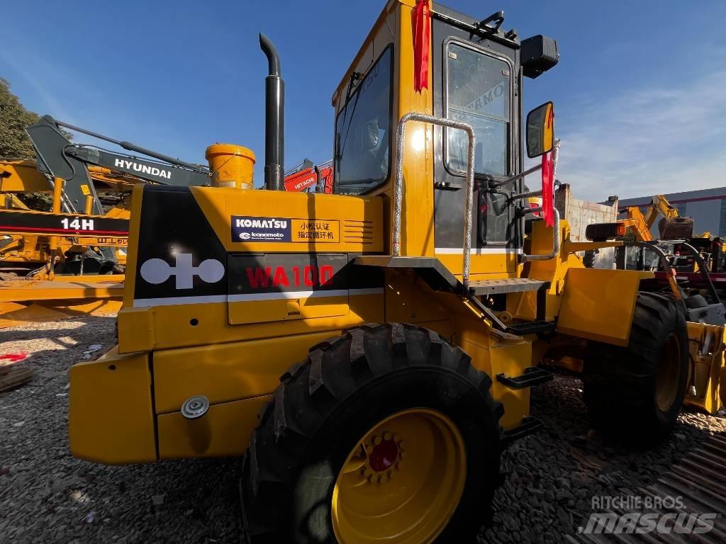 Komatsu WA100 Radlader