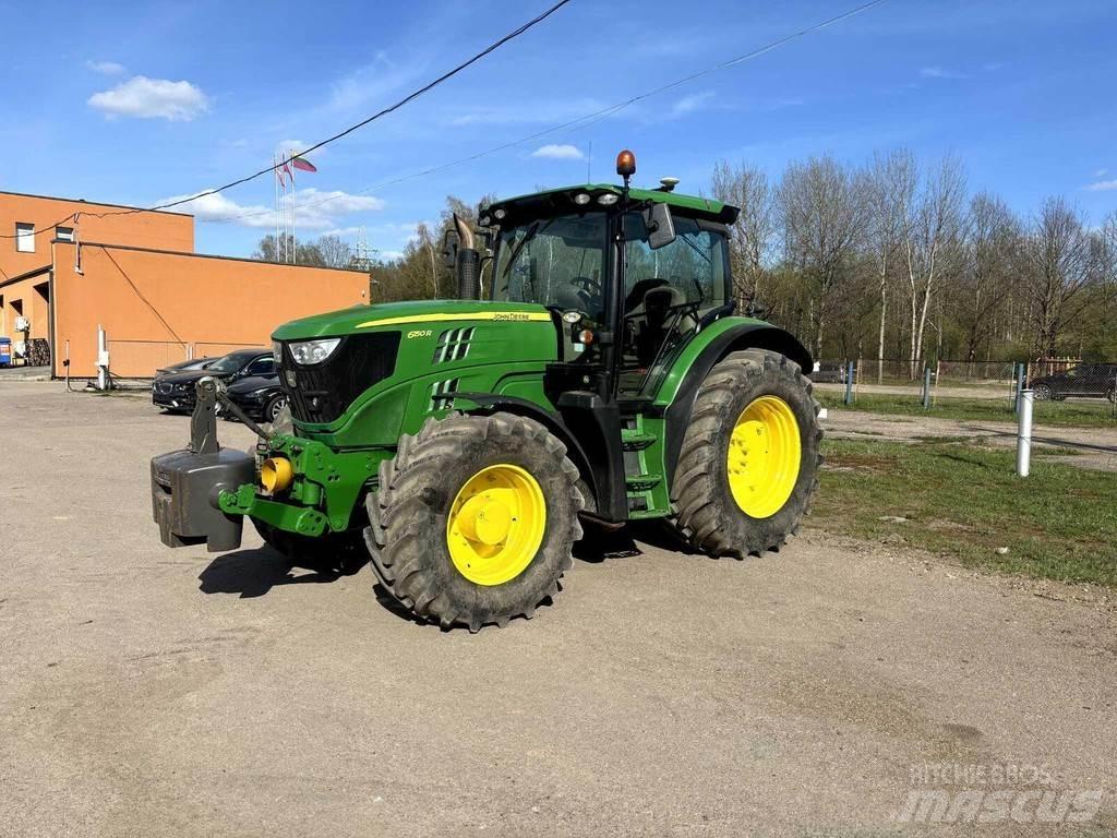 John Deere 6150R Traktoren