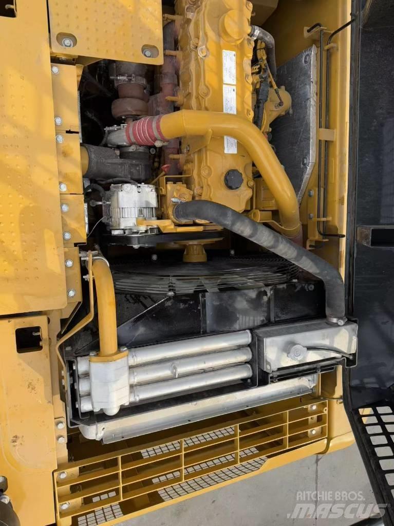 CAT 330d2 Raupenbagger