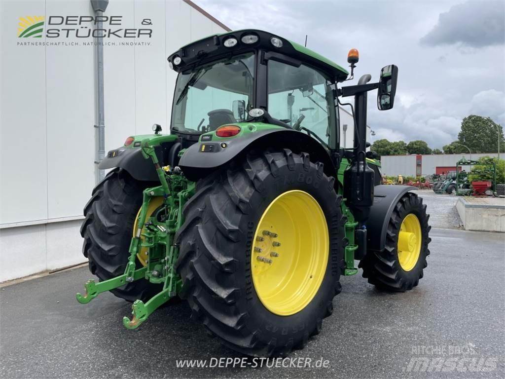 John Deere 6155R Traktoren