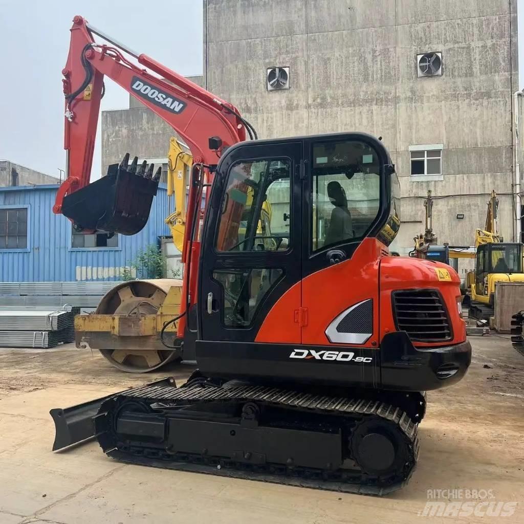 Doosan DX60 Raupenbagger