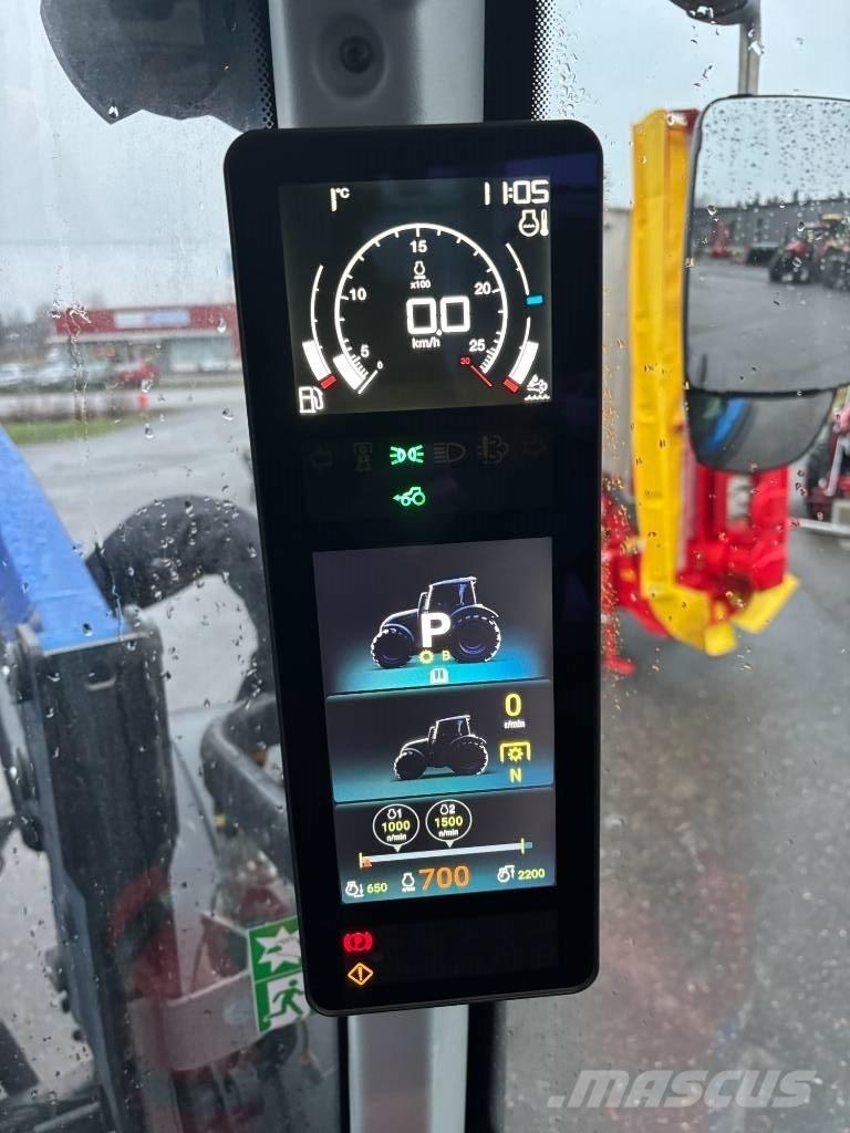 Valtra T 235 Direct Traktoren