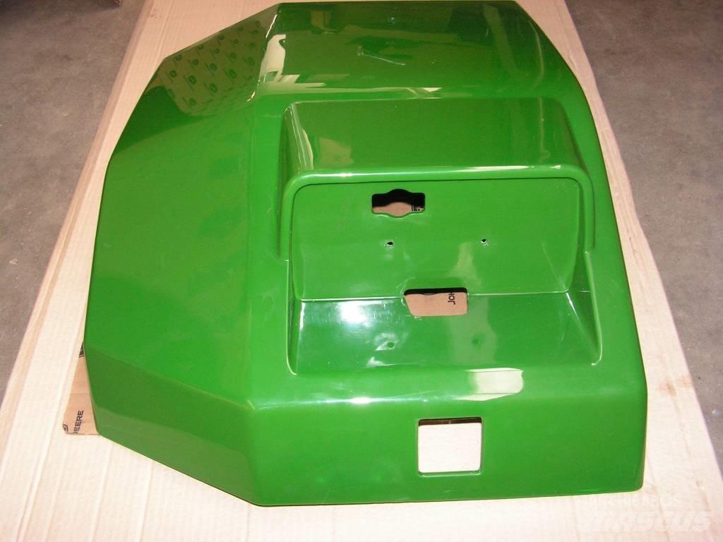 John Deere 6800 Chassis