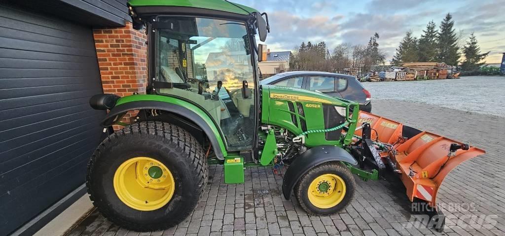 John Deere 4052 R Traktoren
