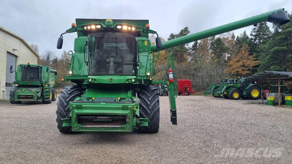 John Deere T 670 i Mähdrescher