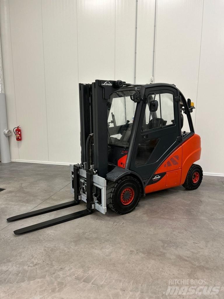 Linde H35D-02 EVO Diesel heftrucks