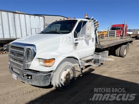 Ford F650 Pritschenwagen/Pritschenwagen mit Seitenklappe