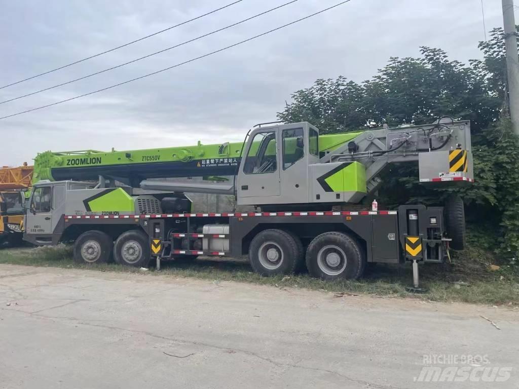 Zoomlion ZTC550V Raupenkrane