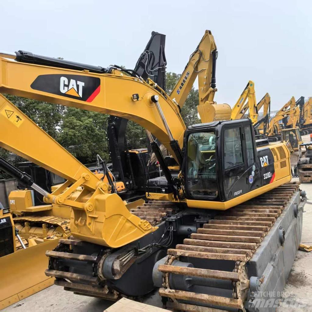 CAT 320 D Amphibienbagger