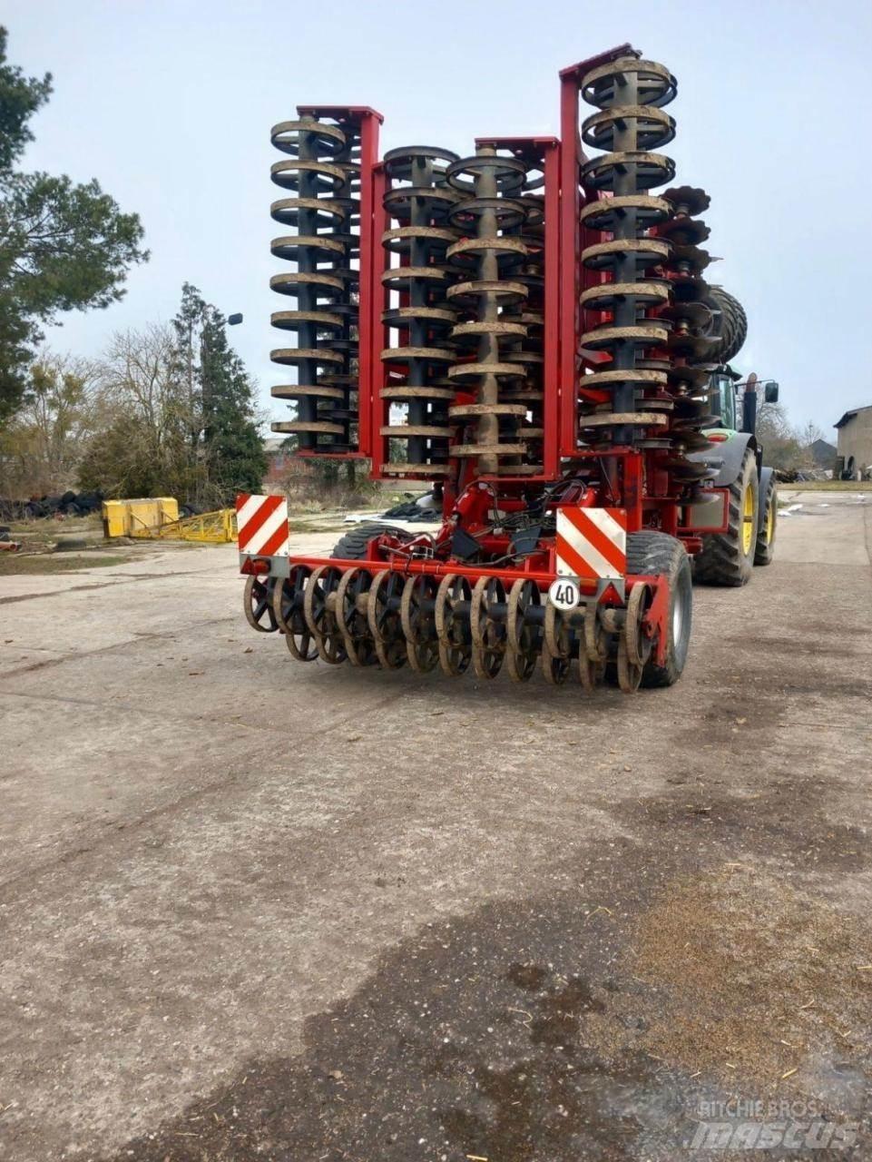 Horsch Joker 12 RT Scheibeneggen