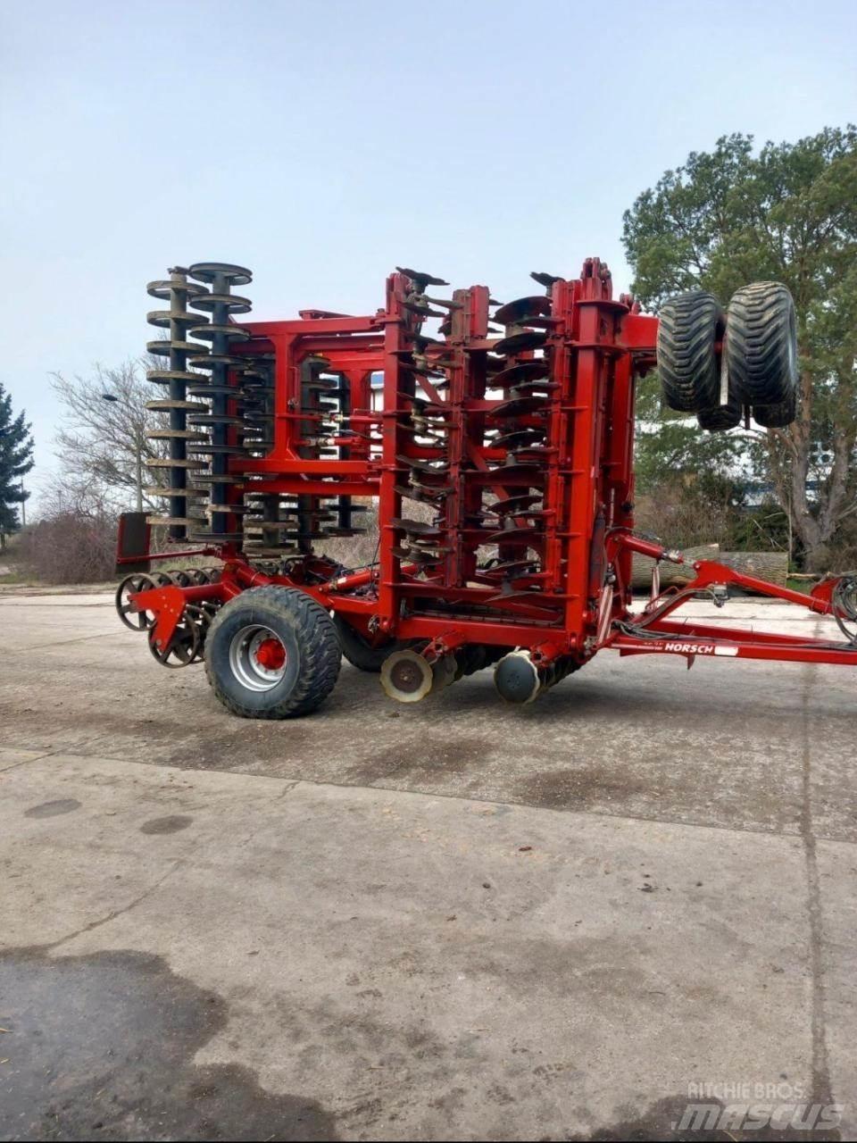Horsch Joker 12 RT Scheibeneggen