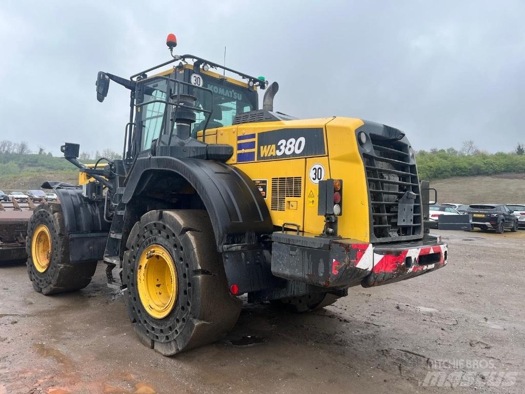 Komatsu WA380-8E0 Radlader
