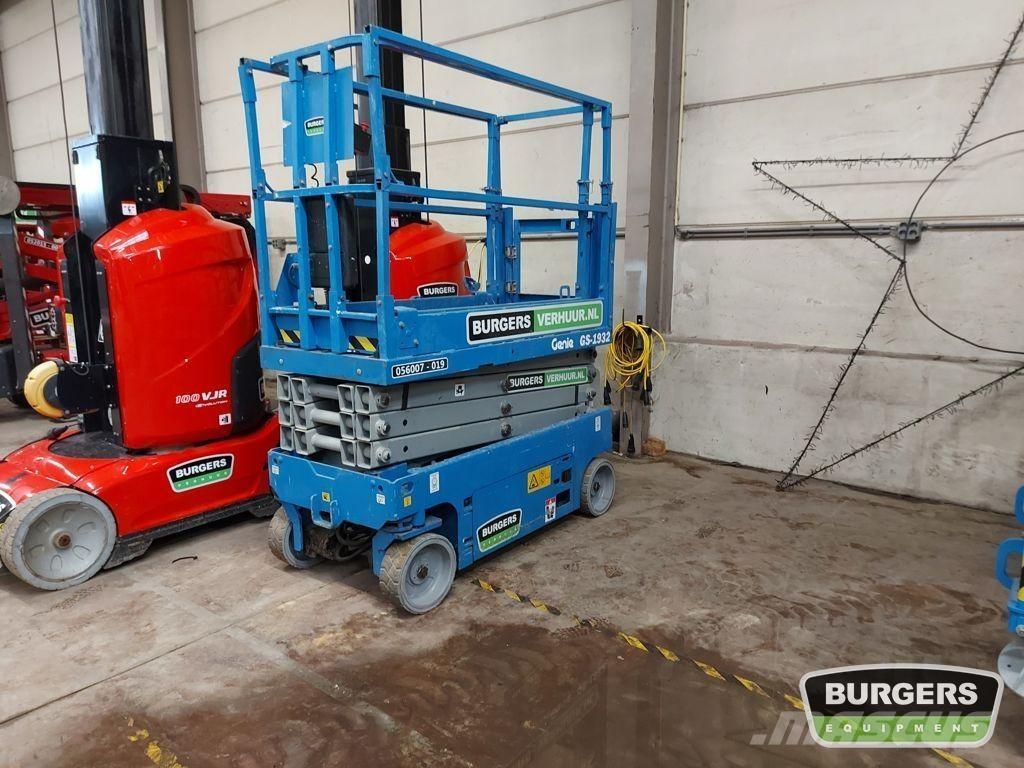 Genie GS1932 Scheren-Arbeitsbühnen