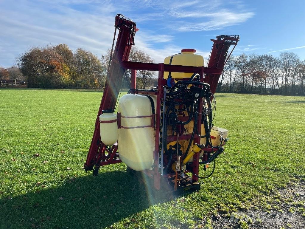 Hardi 12m LY 1000 Anbauspritzen