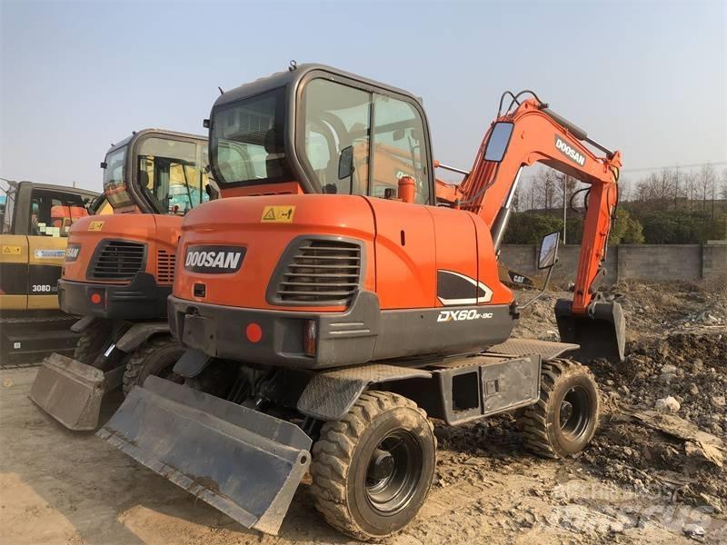 Doosan DX60 Raupenbagger