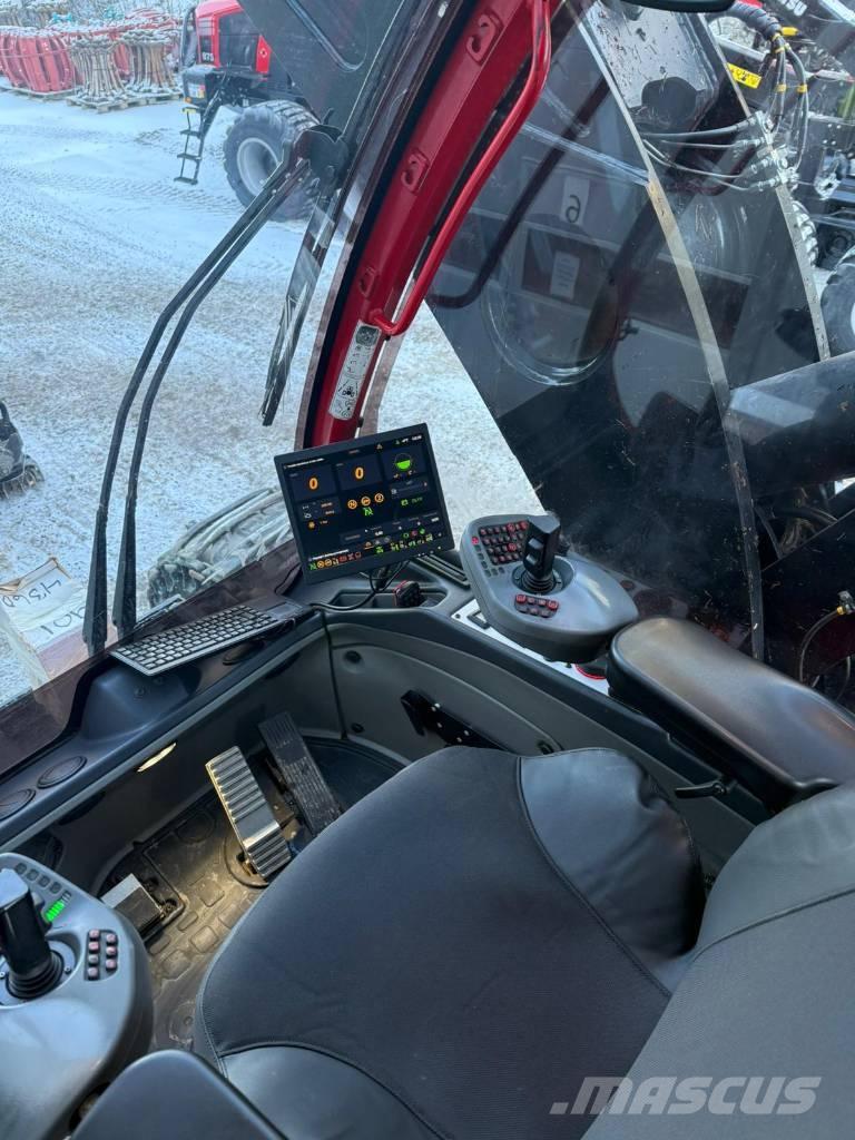 Komatsu 901 Harvester