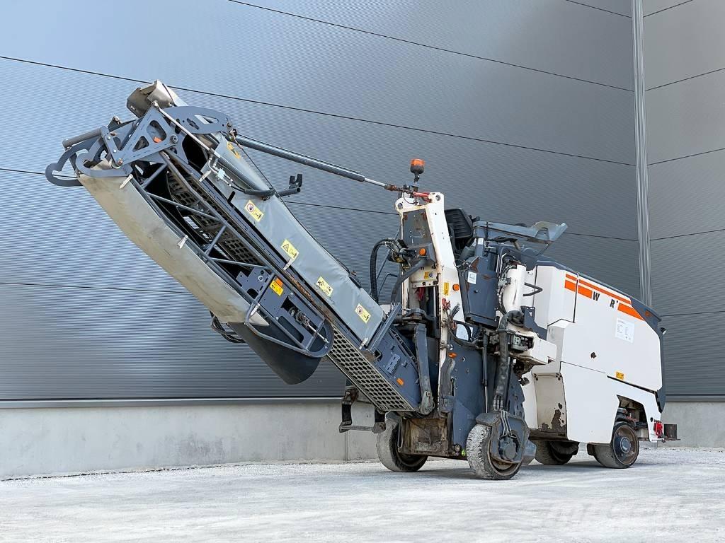 Wirtgen W 50 RI Asphaltfräsen