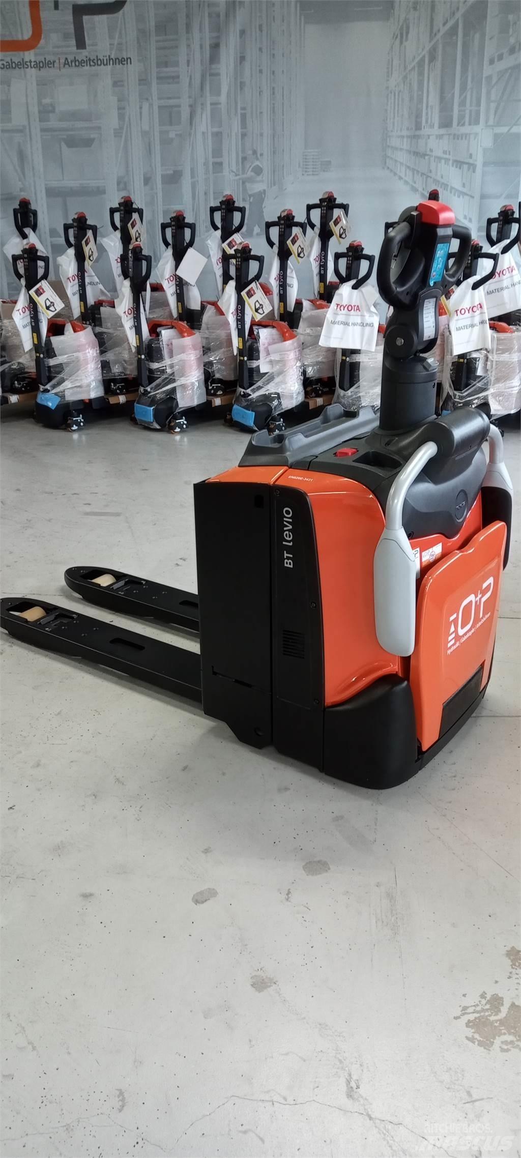 Toyota LPE200 Niedergabelstapler