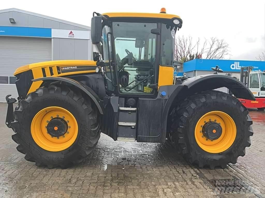 JCB Fastrac 4220 Traktoren