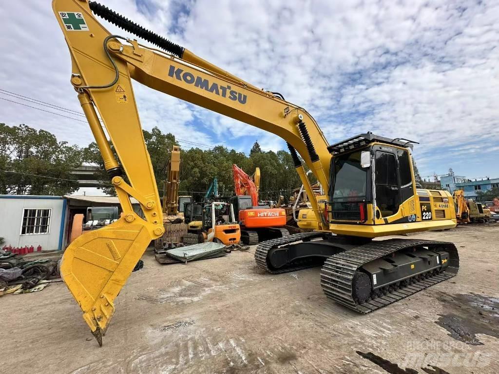 Komatsu PC 220 Raupenbagger