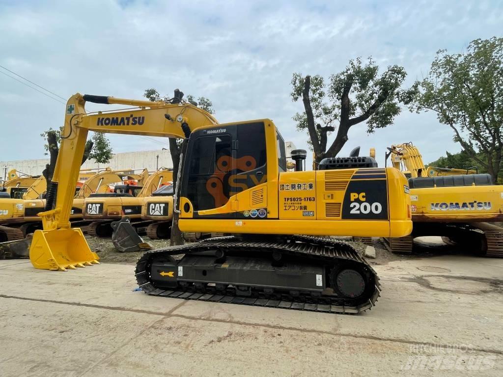 Komatsu PC 200-8 Raupenbagger