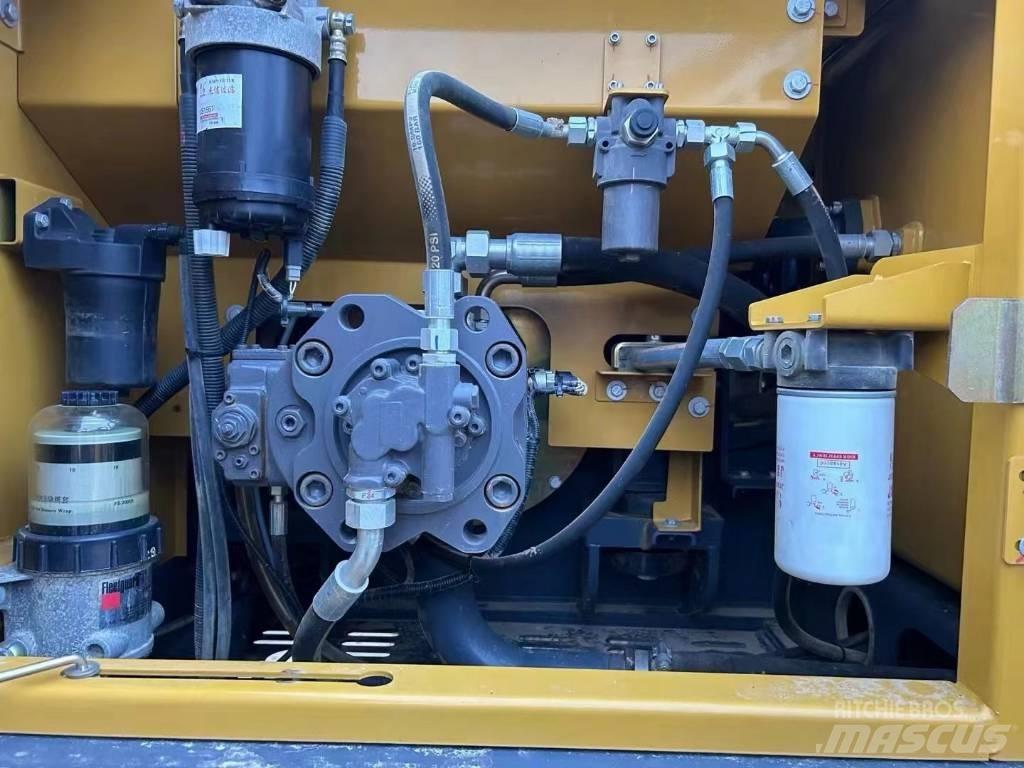 XCMG XE 200 DA Raupenbagger