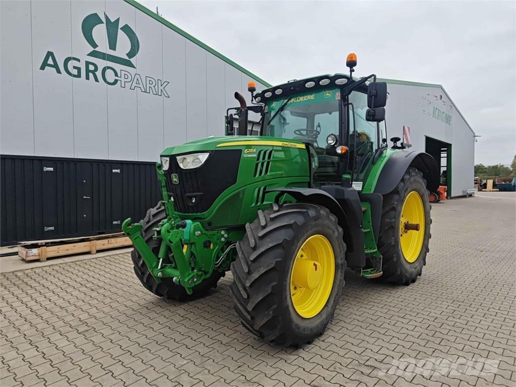 John Deere 6215R Traktoren