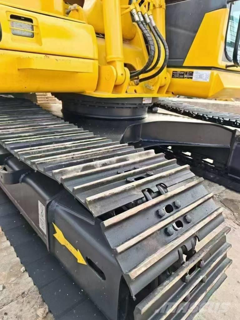 Komatsu 130-7 Raupenbagger