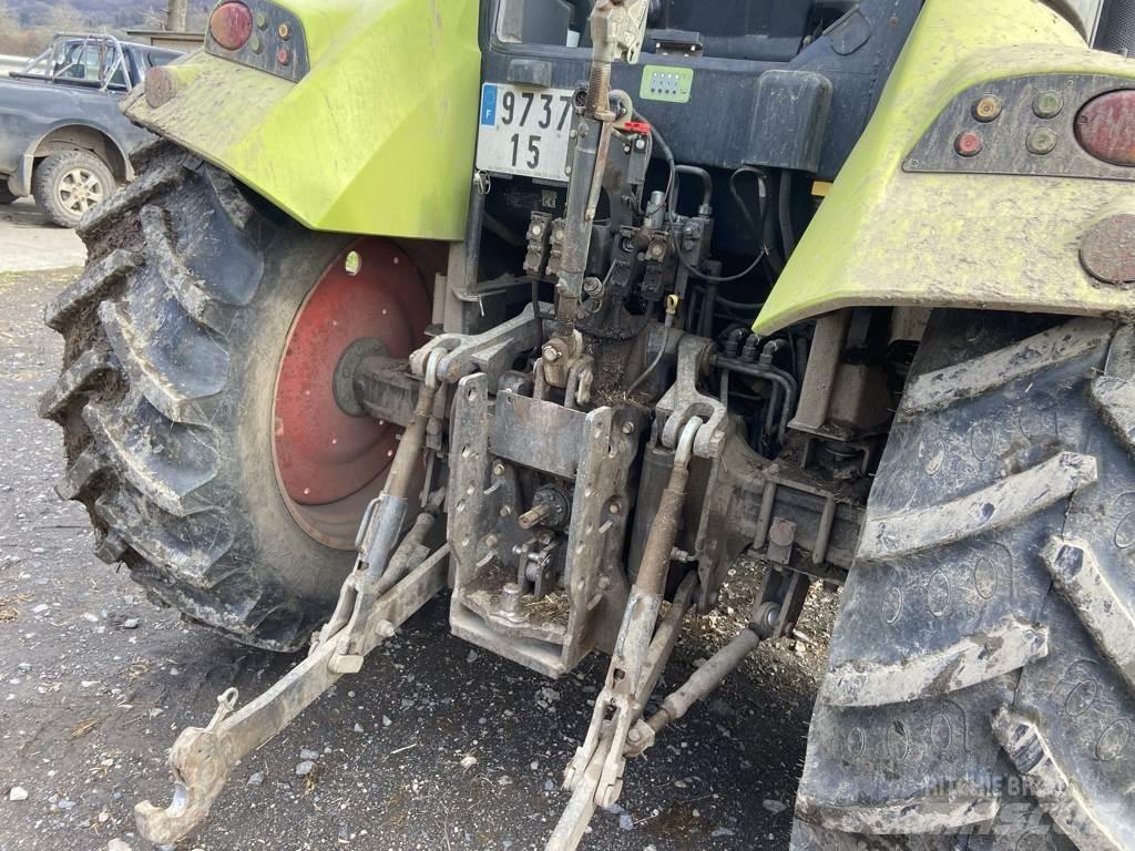 CLAAS ARION 420 Traktoren