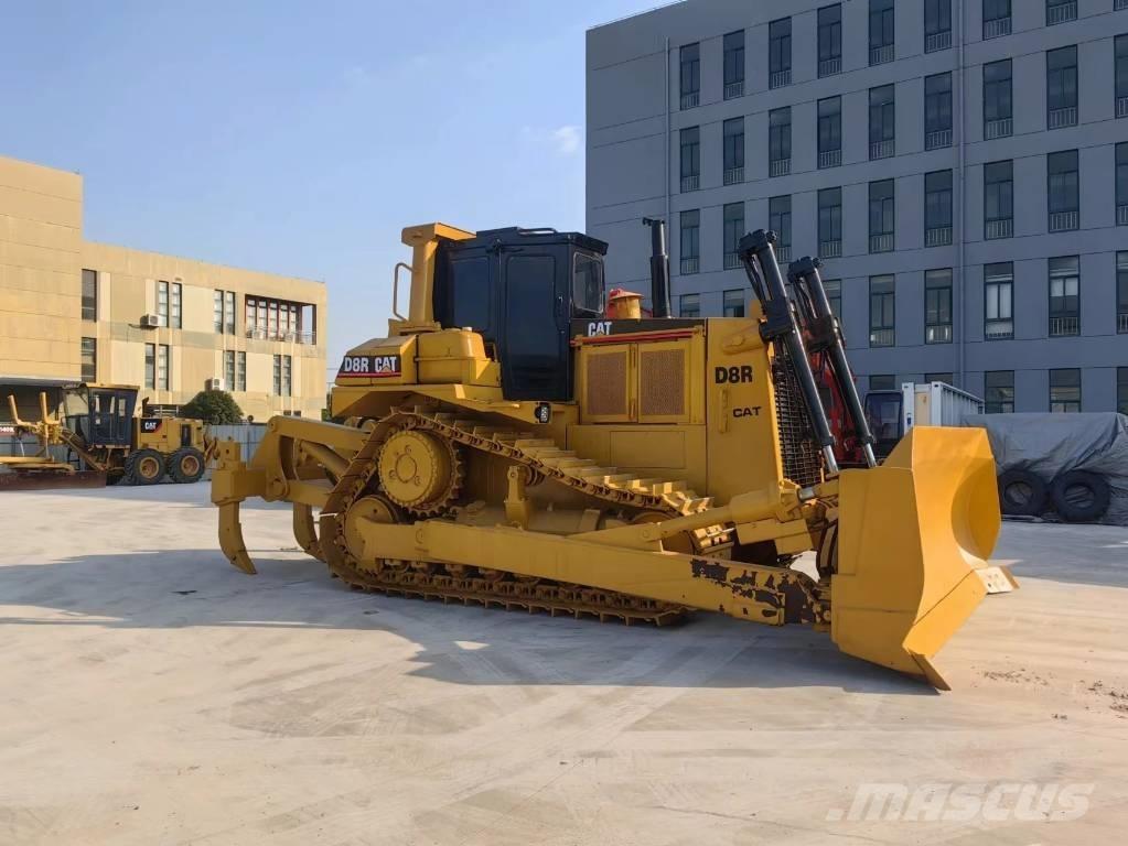 CAT D8R Bulldozer