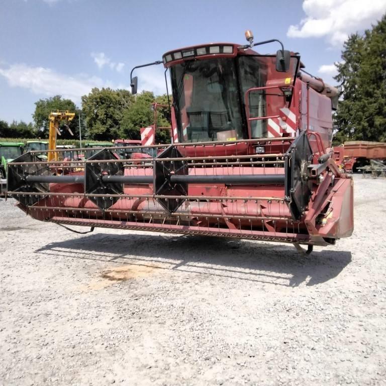 Case IH 2366E Mähdrescher