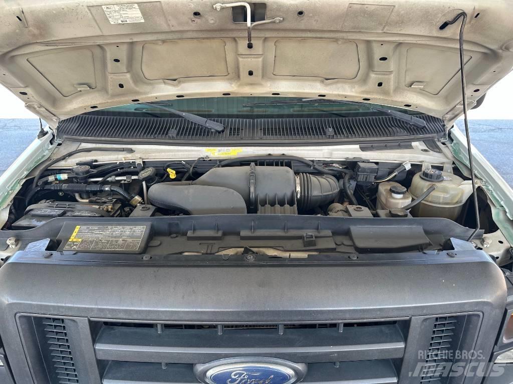 Ford E 250 Lieferwagen
