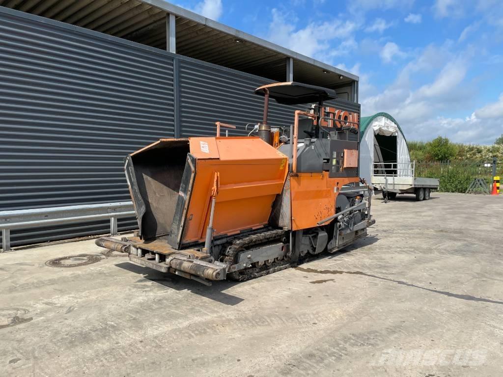 ABG TITAN 2820 Strassenfertiger