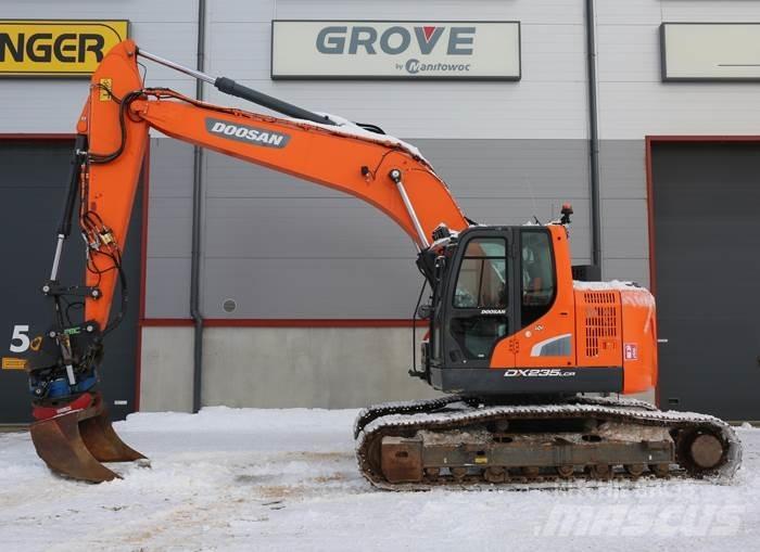 Doosan DX235LCR-5 Raupenbagger