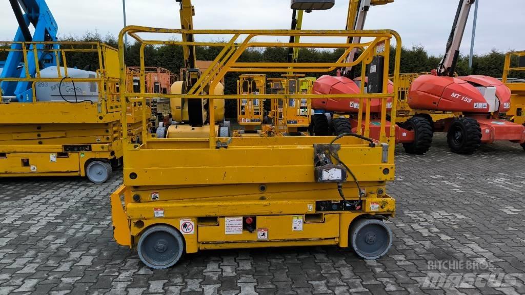 Haulotte Compact 8 Scheren-Arbeitsbühnen