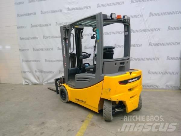 Jungheinrich EFG 320 Elektrische heftrucks