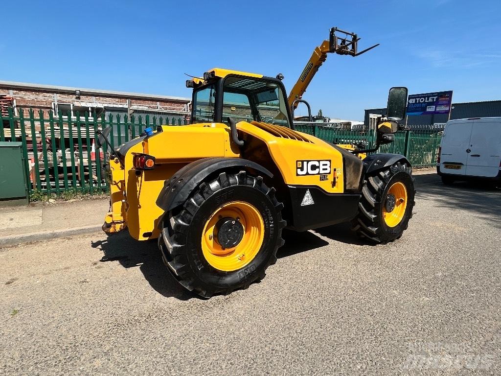 JCB 526-56 Agri Teleskoplader für Landwirtschaft