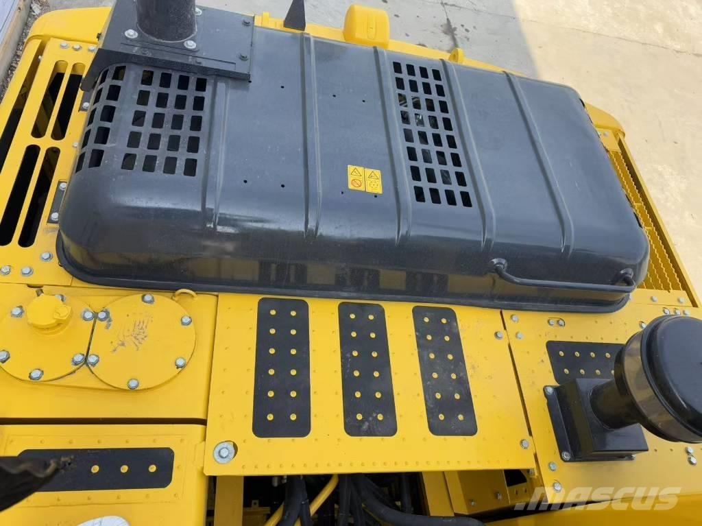 Komatsu PC 200-8N1 Raupenbagger