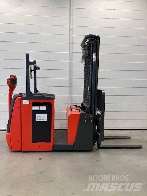 Linde L12AC/1171-01 Deichselstapler